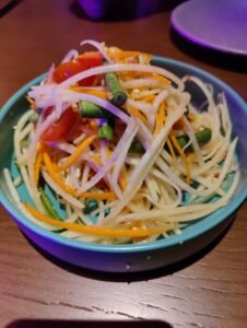 Papaya salad vietnam khushboo jain nutritionist